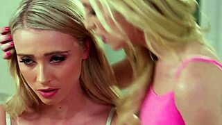 My sapphic babe friend pussylicks me till we're both wet