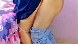 Professor pumps tight chochito first time. Real casero creampie in public outdoor anal