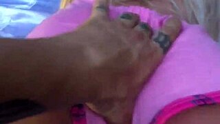 Loirinha blasts off with sex toys in parents' bathroom!