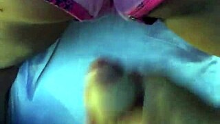 Loirinha blasts off with sex toys in parents' bathroom!