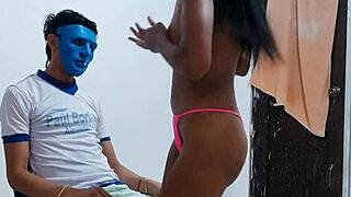 omg this 22yo twink stares while i whore-dance for him 🔥💃