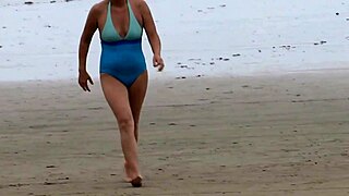 shaving my hairy pussy on beach then fingering before brother-in-law fucks me