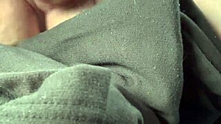 feeling so wet and horny playing with my pussy solo