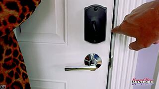 flexible brunette raelyn does yoga deepthroat blowjob anal pounding and cumshot