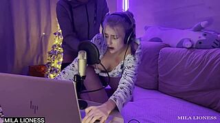 stepmom's wet cravings overwhelm her during his intense game stream fuck