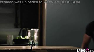 WATCH bisexual BBWS leana lovings and laney grey in a steamy THREESOME!!