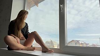 Young Teen Squirts Publicly Seducing Neighbor Milf with Outdoor Pussy Masturbation