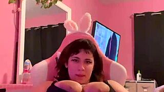 bbw with huge nipples spreads fat pussy wide and fingers deep homemade style