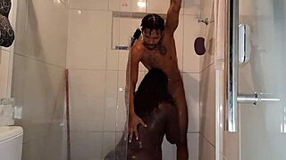Fernanda Chocolatte Fucks Baiano Bareback Creampie in Bahia Toilet