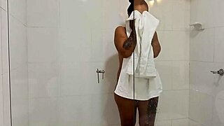 colombian service maids enjoy hot lesbian pussy licking in hardcore mutual cunilingus