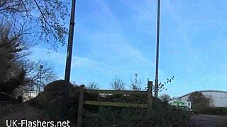 omg dark babes... public flashin n masturbatin like total naughty voyeurs!!