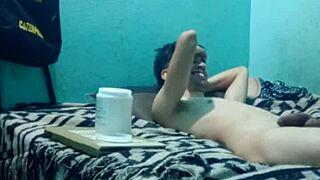 oh man this skinny guys gettin the full pleasure massage i crave