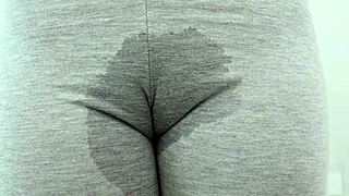 zoey monroe loves slurping johnny castles long hard cock deep