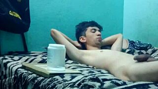 oh man this skinny guys gettin the full pleasure massage i crave