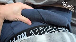 hey french mec, i'm your submissive pute jerk off to my snap joi commands now