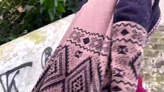 pink pussy patricinha climbs hill horny for street fuck