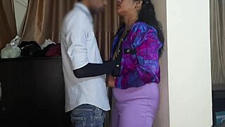 Pooja Bhabhi Fucked Hard By 18+ Devar! Horny Milf Mommy Takes Doggystyle Cumshot!