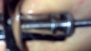 whoa this shemale speculum stretches me wide open feels insane