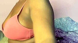 Pretty Tight Pussy Bad Bitch Strips For Dildo Blowjob Phat Ass Ride