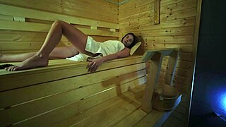 i'm hanging with lesbians and this weird alien now