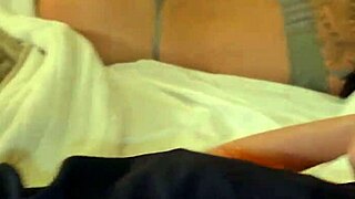 i share bed fuck half step sisters april cassye doggystyle cowgirl