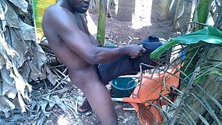 Why masturbate alone this Easter when you could cum hard for me right now?