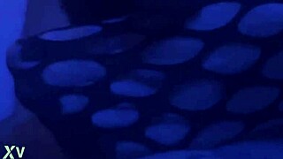 Hey, check out this sexy footjob in nylons 😍👣