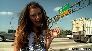 god i crave sucking this babe's soft tasty toes daily now