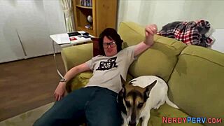 hey newbie this leeds nerd wants to eat your pussy so bad right now girl