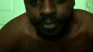 taking off my glasses mid-dance to share fave workout pose and rare song remixes i dig 😎💃