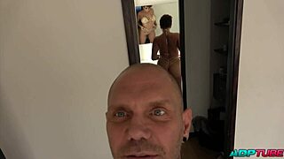 Amaranta Hank bends over Nacho Vidal's monster cock in juicy Colombian casting