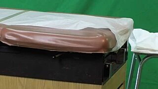 yo scarlett johnson gets her pussy inspected deep in this medical check