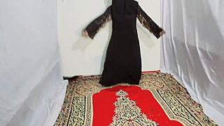 arabic hijab slut amrozia shakes boobs and ass erotically