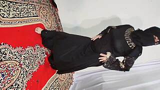 arabic hijab slut amrozia shakes boobs and ass erotically