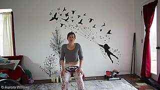 MILF Wife's Small Natural Tits Bounce In Ass-Focused Yoga Fetish Lesson