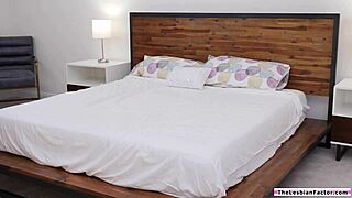 Lesbian guest laps housemaid's hairy latina pussy squirting oral