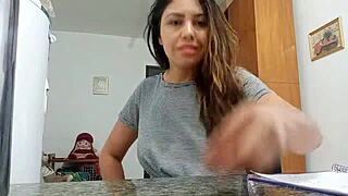 sarah rosa vlog struts her sexy curves unapologetically
