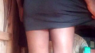 WOW!! Kenyan Shemale SEXYJAYLA254 SHOOTS Her MASSIVE Load Everywhere