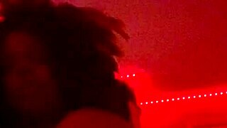 SEXY BBW DOMINATES LESBIAN MUSCLE STUD RIDING HARD!