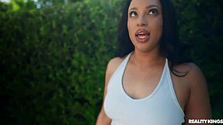 i gag on that bubble butt latina deepthroat cumshot