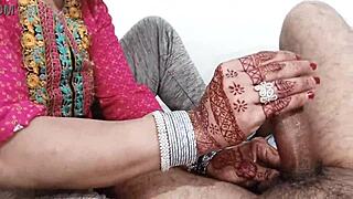 Muslim Mistress Dirty Talks Servant into Handjob Massage in Hindi