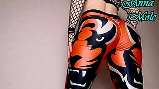 wanna watch pawg spank ass then ride ribbed dildo?