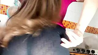 whoa tia puta colombiana's huge cameltoe pussy throbs in leggings for stepson