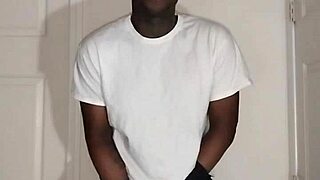 remembering those times i showed up dressed in jeans and wristbands like wrestling who wants to join