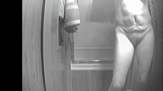 61-year-old Vicki spreads legs flashing her smooth shaved pussy