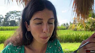 Cumwalk Cafe Pasta Carbonara Dripping Sperm Face Mess!