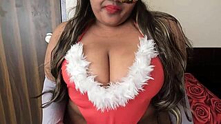 Step sister sneaks suck on Santa's throbbing Christmas cock