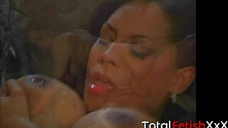 cherokee d'ass and jazmine cashmere flaunt narrow big asses