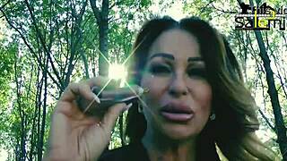 luana borgia invites you to a special conversation about love and relationships in this intimate video.