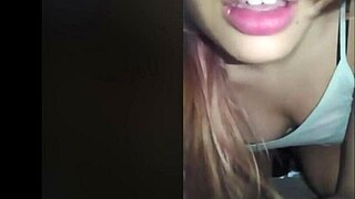 Mexican Marrana Steams Up Close Pussy Action